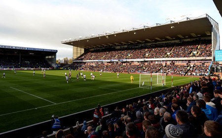 段出现了一 段出现了一